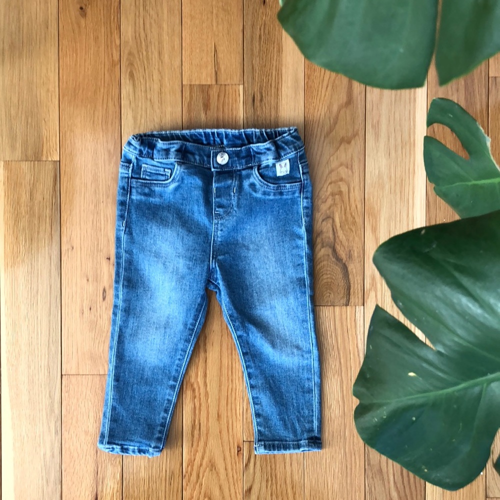 🌱 2/$25 🌱 H&M Baby Medium Wash Skinny Jeans